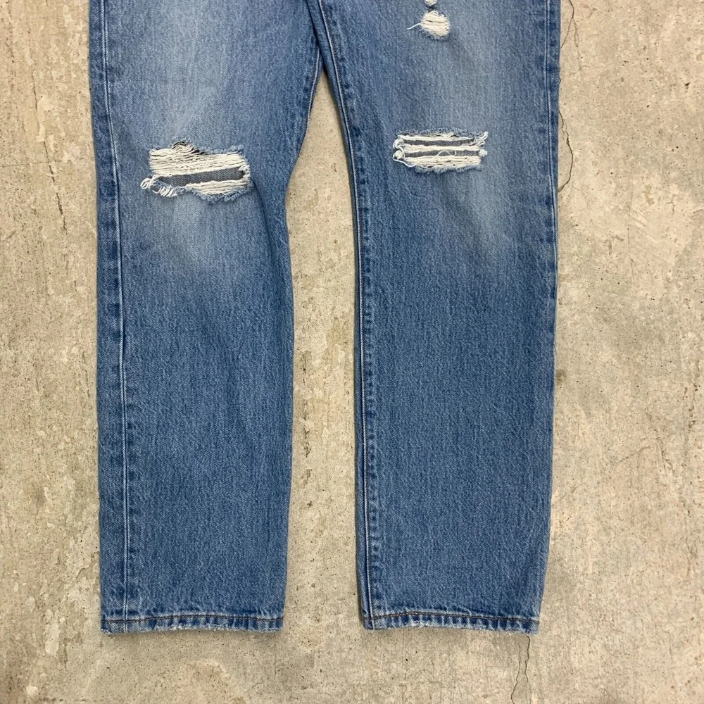 Levis Jeans 28x28 Blue Pants 501 Button Fly Straight Distressed Denim Tag 28x30‎